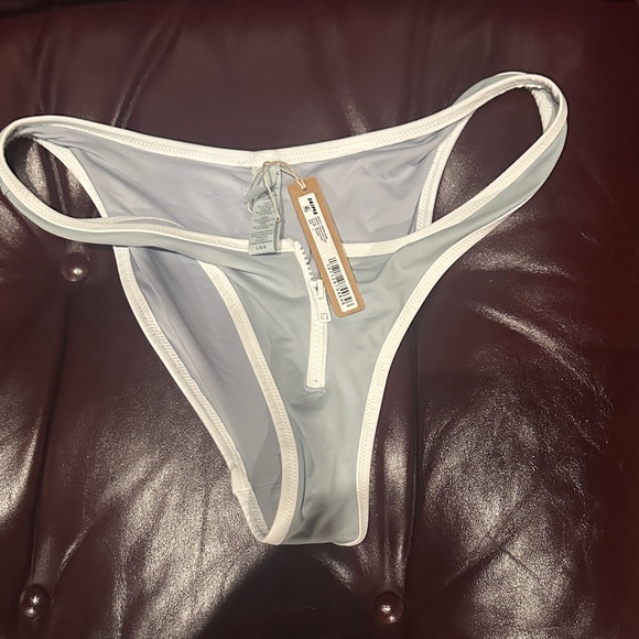 SKIMS Sporty Zipper Swim Dipped Tanga Bottom - Picture 1 of 2
